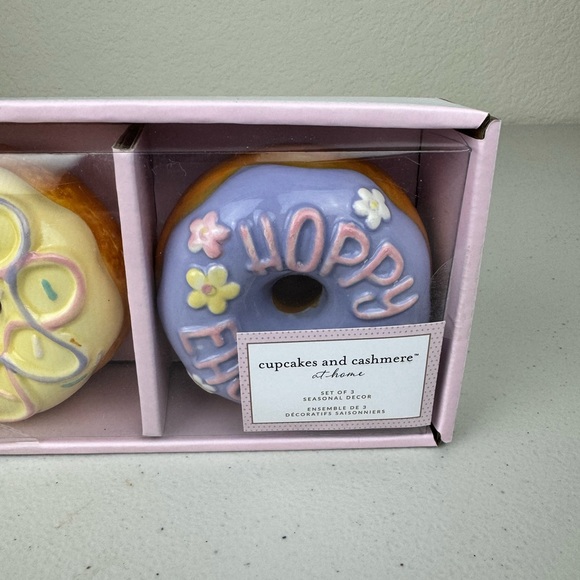 Cupcakes and Cashmere Easter
Decor Donuts Set of 3 - Picture 4 of 7